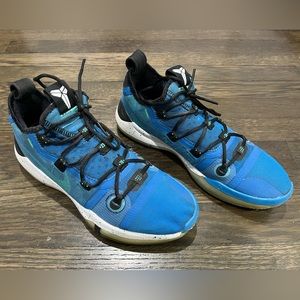 Nike Kobe AD (Sz 9)